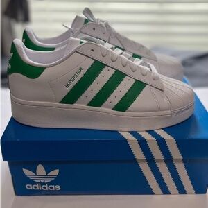 Adidas shell toes size 10